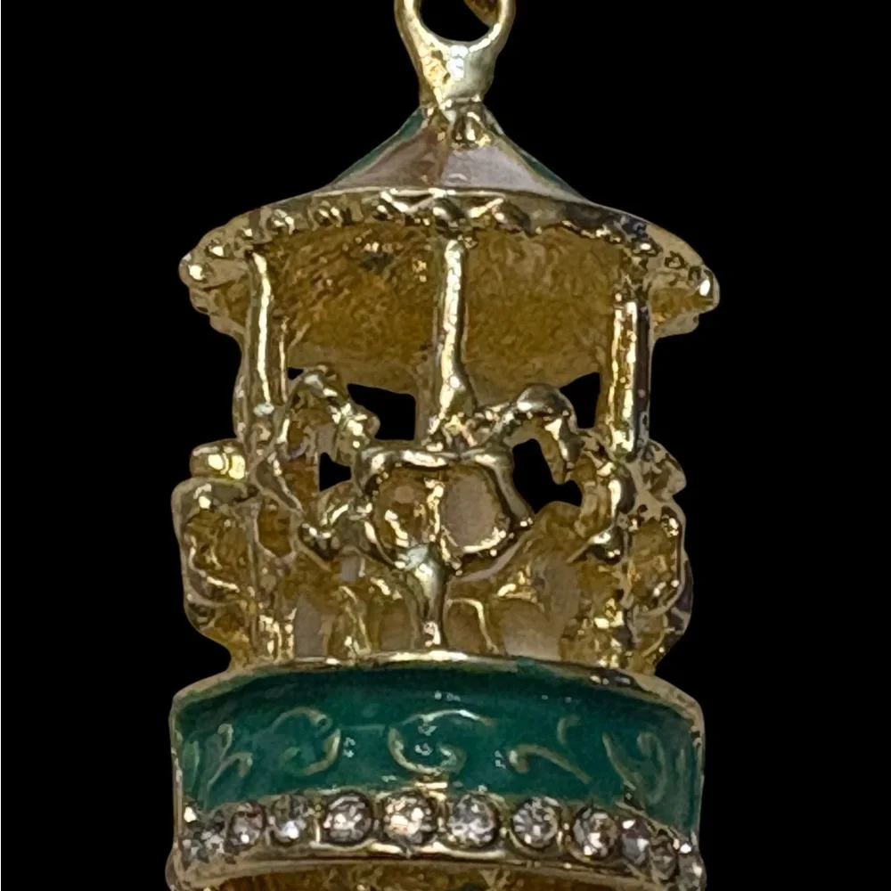 Gold and Teal Carousel Pendant‎ Necklace